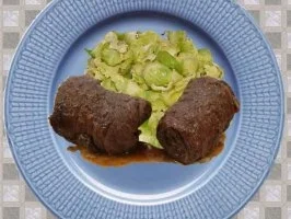 Rouladen mit Rosenkohlblätter - Rezept - Bild Nr. 2