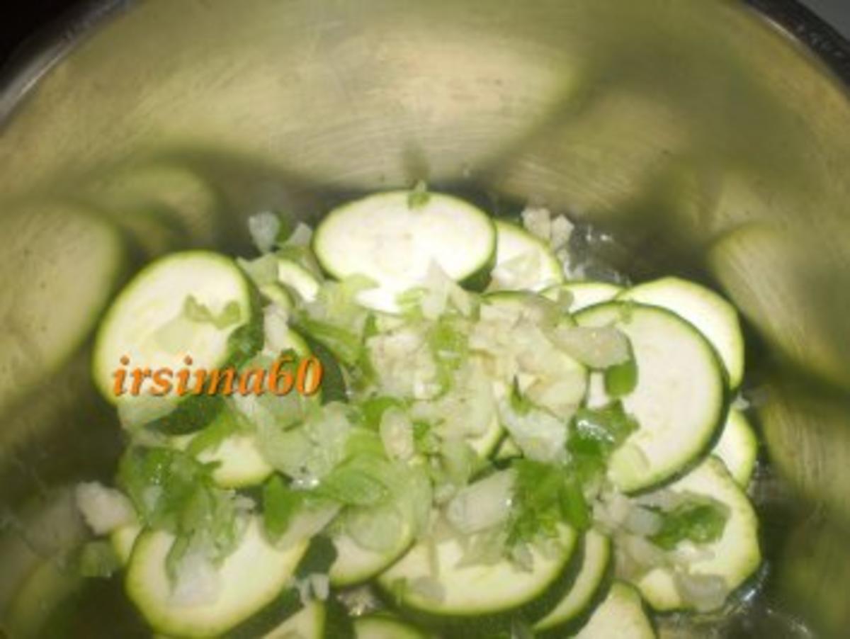 Zucchini – Sauerampfersuppe - Rezept - Bild Nr. 2