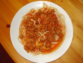 Spaghetti mit Tomatensosse nach "Bologneser Art" - Rezept - Bild Nr. 2