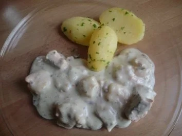 Lachs-Krabben-Soße mit Petersilienkartoffeln - Rezept