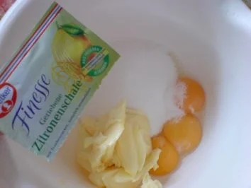 Rezept: Falsche Marzipantorte oder Kartoffeltorte Bild Nr. 5 Falsche Marzipantorte oder Kartoffeltorte - Rezept - Bild Nr. 5