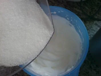 Rezept: Falsche Marzipantorte oder Kartoffeltorte Bild Nr. 12 Falsche Marzipantorte oder Kartoffeltorte - Rezept - Bild Nr. 12