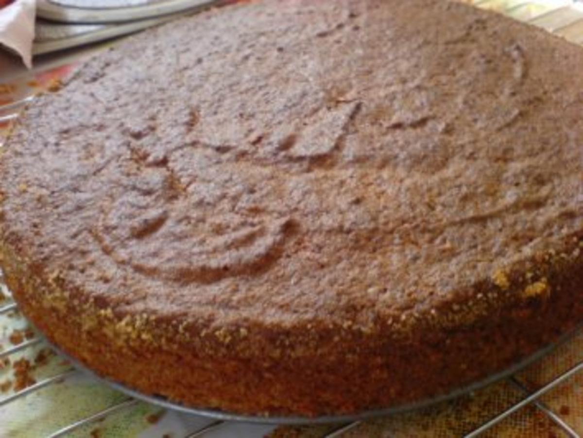 Falsche Marzipantorte oder Kartoffeltorte - Rezept - Bild Nr. 17