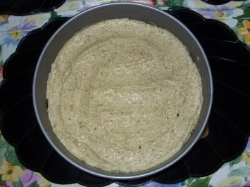 Rezept: Nuss-Kirschkuchen mit Deko.... 2 Jahre Kochbar :-) Bild Nr. 3 Nuss-Kirschkuchen mit Deko.... 2 Jahre Kochbar :-) - Rezept - Bild Nr. 3