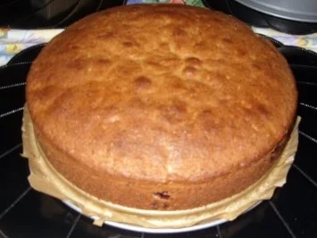 Rezept: Nuss-Kirschkuchen mit Deko.... 2 Jahre Kochbar :-) Bild Nr. 6 Nuss-Kirschkuchen mit Deko.... 2 Jahre Kochbar :-) - Rezept - Bild Nr. 6