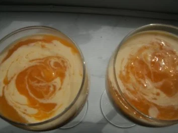 Rezept: Pfirsich-Mousse auf Quarksahne Bild Nr. 4 Pfirsich-Mousse auf Quarksahne - Rezept - Bild Nr. 4