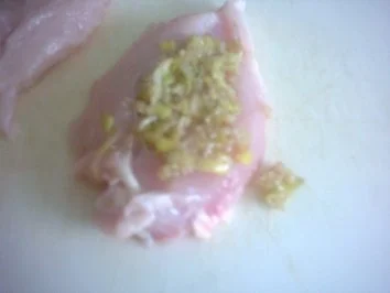 Rezept: Hähnchenbrust gefüllt mit Lauch und Sesam Bild Nr. 4 Hähnchenbrust gefüllt mit Lauch und Sesam - Rezept - Bild Nr. 4