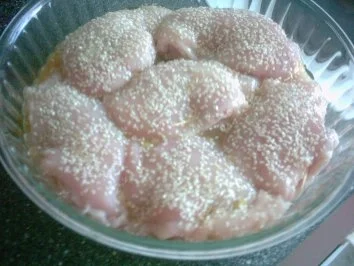 Rezept: Hähnchenbrust gefüllt mit Lauch und Sesam Bild Nr. 5 Hähnchenbrust gefüllt mit Lauch und Sesam - Rezept - Bild Nr. 5