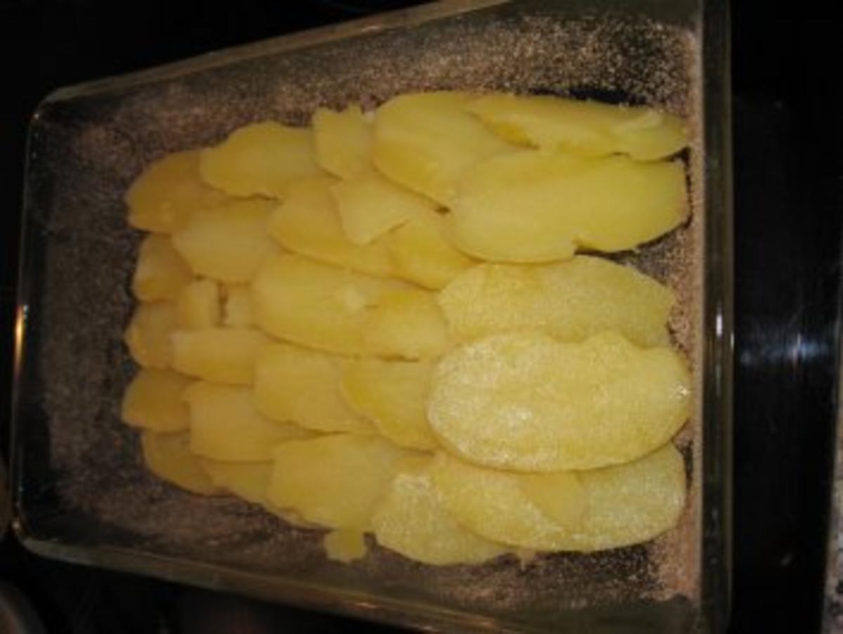 SCHICHTARBEIT- Kartoffel-Tomaten- Auflauf - Rezept