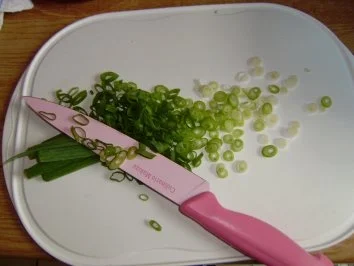 Rezept: Bärbel's Frikadellen mit Frühlingszwiebeln Bild Nr. 2 Bärbel's Frikadellen mit Frühlingszwiebeln - Rezept - Bild Nr. 2