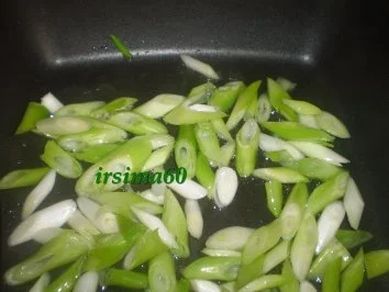 Nudeln mit Thunfisch - Kapern - Soße - Rezept - Bild Nr. 3