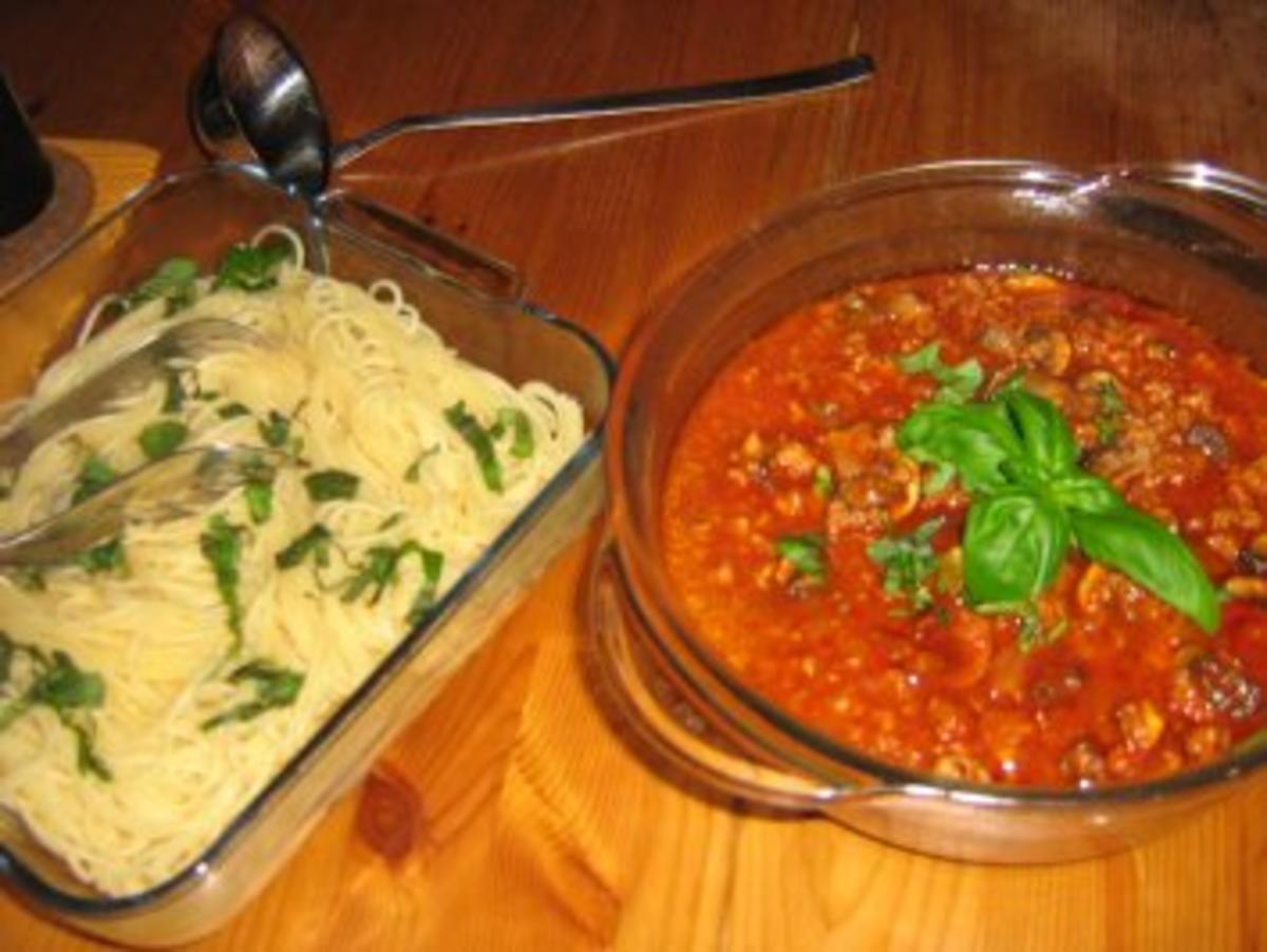Spaghettini mit Champignon Bolognese - Rezept - Bild Nr. 5