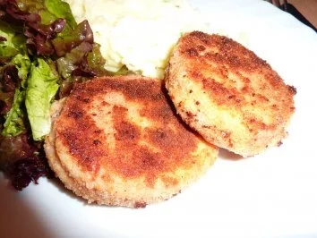 Fl/Rind/Schwein: Jägerschnitzel mit Kartoffelpüree - Rezept