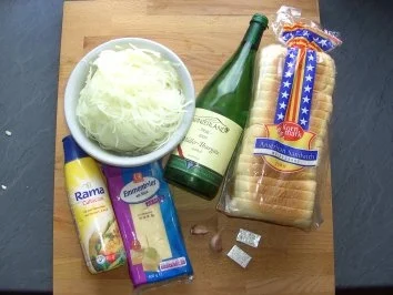 Rezept: Französische Zwiebelsuppe nach Daddy-Art Bild Nr. 2 Französische Zwiebelsuppe nach Daddy-Art - Rezept - Bild Nr. 2