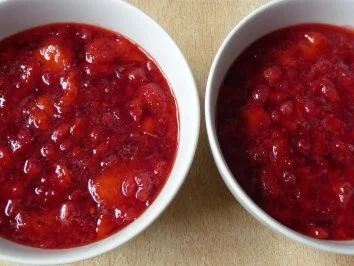 Rezept: Johannisbeer - Erdbeermarmelade Johannisbeer - Erdbeermarmelade - Rezept