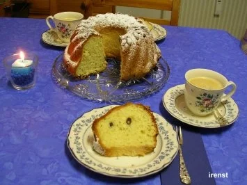 Rezept: Gugelhupf à la Irmi Gugelhupf à la Irmi - Rezept