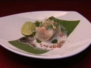 Lachsfilet im Reisblatt an Kaviar (Maike von Bremen) - Rezept