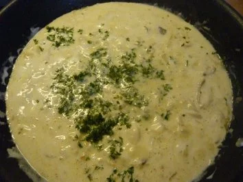 Steinpilze in Ziegenfrischkäse-Sauce mit Minutenschnitzel - Rezept - Bild Nr. 6