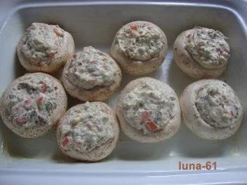 FUNGHI AL MASCARPONE E RICOTTA - Champignons mit Mascarpone-Ricotta-Füllung - Rezept - Bild Nr. 9