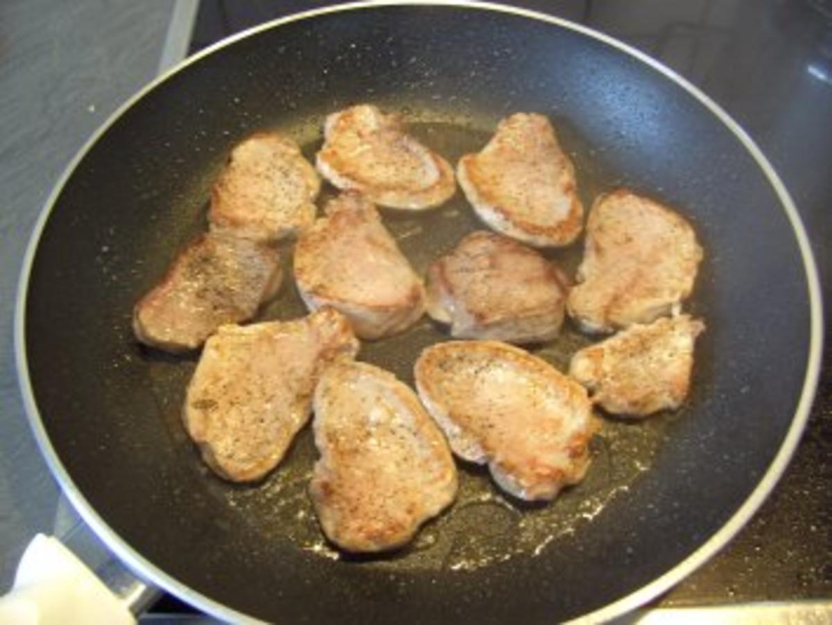 Schweinefilet mit Champignon-Käse überbacken - Rezept - Bild Nr. 4