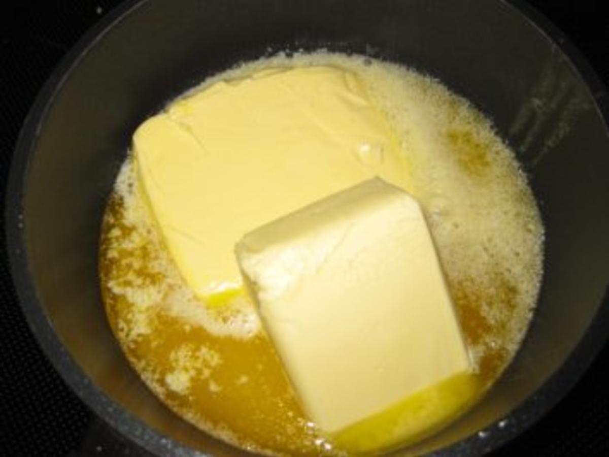 Gabi s Kirsch Pudding Streusel Schnitten - von rosinenschneckele Gabi s Kirsch Pudding Streusel Schnitten - von rosinenschneckele