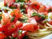 Spaghetti mit schnellster Tomatensauce - Rezept