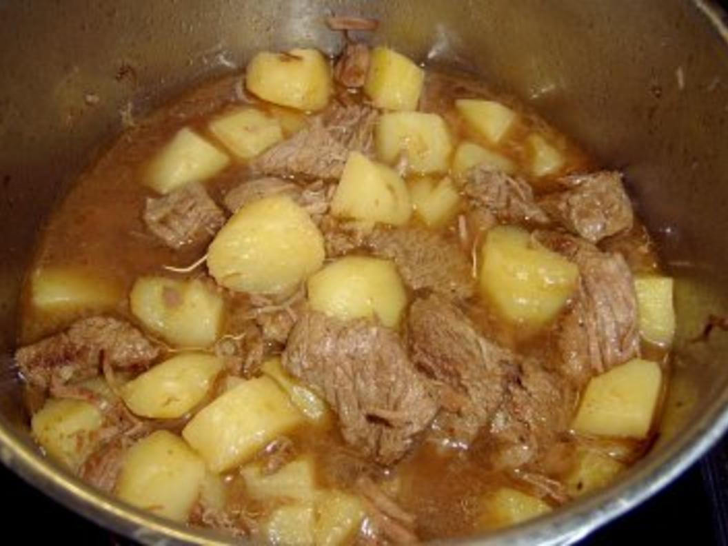 Ragout aus Lamm-, Rindfleisch und Kartoffeln mit Ratatouilles - von ojbuss