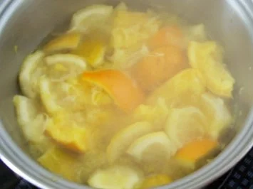 Rezept: Likör: Zitrus-Likör Bild Nr. 3 Likör: Zitrus-Likör - Rezept - Bild Nr. 3