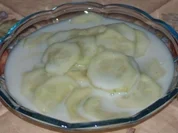 Salate: Omens Gurkensalat mit Buttermilch - Rezept