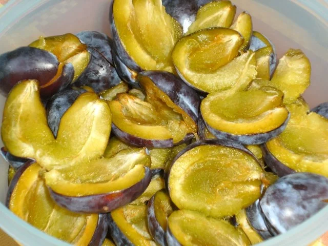 Rezept: Pflaumenkuchen mit Streusel Bild Nr. 2 Pflaumenkuchen mit Streusel - Rezept - Bild Nr. 2