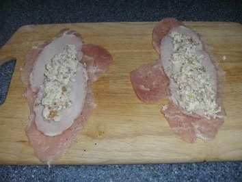 Rezept: Schnitzelröllchen Bild Nr. 2 Schnitzelröllchen - Rezept - Bild Nr. 2