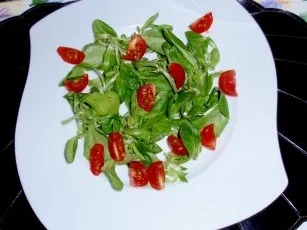 Feldsalat mit Garnelenspieße - Rezept - Bild Nr. 3