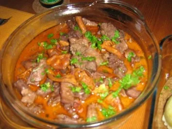 Rehragout mit Pfifferlingen an Semmelknödel - Rezept - Bild Nr. 6