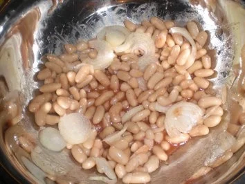 Rezept: Weiße Bohnen Salat mit getrockneten Tomaten Bild Nr. 2 Weiße Bohnen Salat mit getrockneten Tomaten - Rezept - Bild Nr. 2