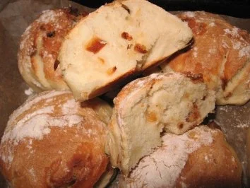 Röstzwiebelbrötchen mit Buttermilch - Rezept - Bild Nr. 2