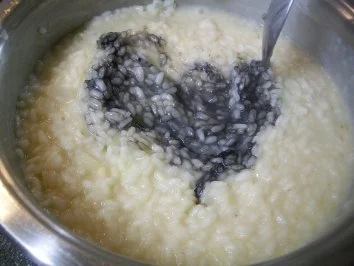 rote Meerbarbe auf schwarzem Proseccorisotto - Rezept - Bild Nr. 3