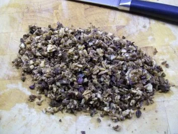 Estragon-Maispoularde zu Edelpilzravioli an einer Beurre blanc - Rezept - Bild Nr. 2