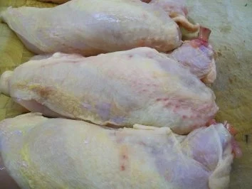 Estragon-Maispoularde zu Edelpilzravioli an einer Beurre blanc - Rezept - Bild Nr. 6