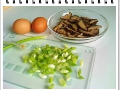 Asiatisch - Shiitake mit Eier und Frühlingszwiebeln - Rezept - Bild Nr. 8