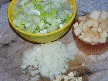 Poreequiche mit Birnen und Edelpilzkäse - Rezept - Bild Nr. 3