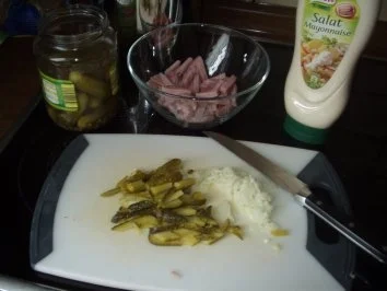 Rezept: Fleischsalat Bild Nr. 3 Fleischsalat - Rezept - Bild Nr. 3