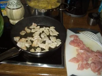 Hühnchen-Paprika-Nudel-Versammlung - Rezept - Bild Nr. 2