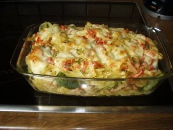 Hühnchen-Paprika-Nudel-Versammlung - Rezept