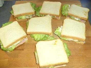 Rezept: Sandwiches nach Daddy-Art Sandwiches nach Daddy-Art - Rezept