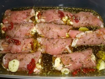 Rezept: Schweineröllchen "mediterran" Bild Nr. 5 Schweineröllchen "mediterran" - Rezept - Bild Nr. 5