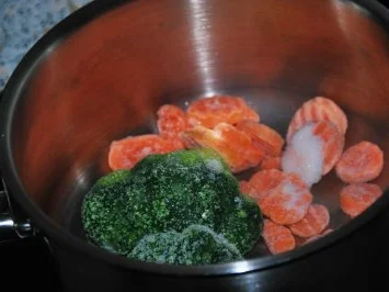 Feine Meeresfrüchteterrine im Lachsmantel - Rezept - Bild Nr. 2