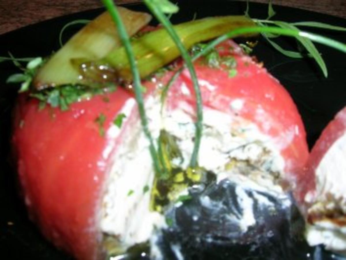 Tomaten "Surprise"  mit Scampi   - eine leckere Vorspeise - - Rezept - Bild Nr. 4