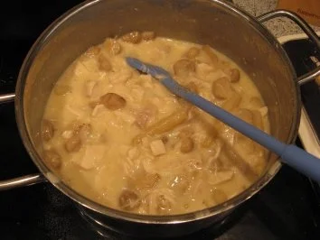 Frikassee vom gebadeten Hühnchen - Rezept - Bild Nr. 4