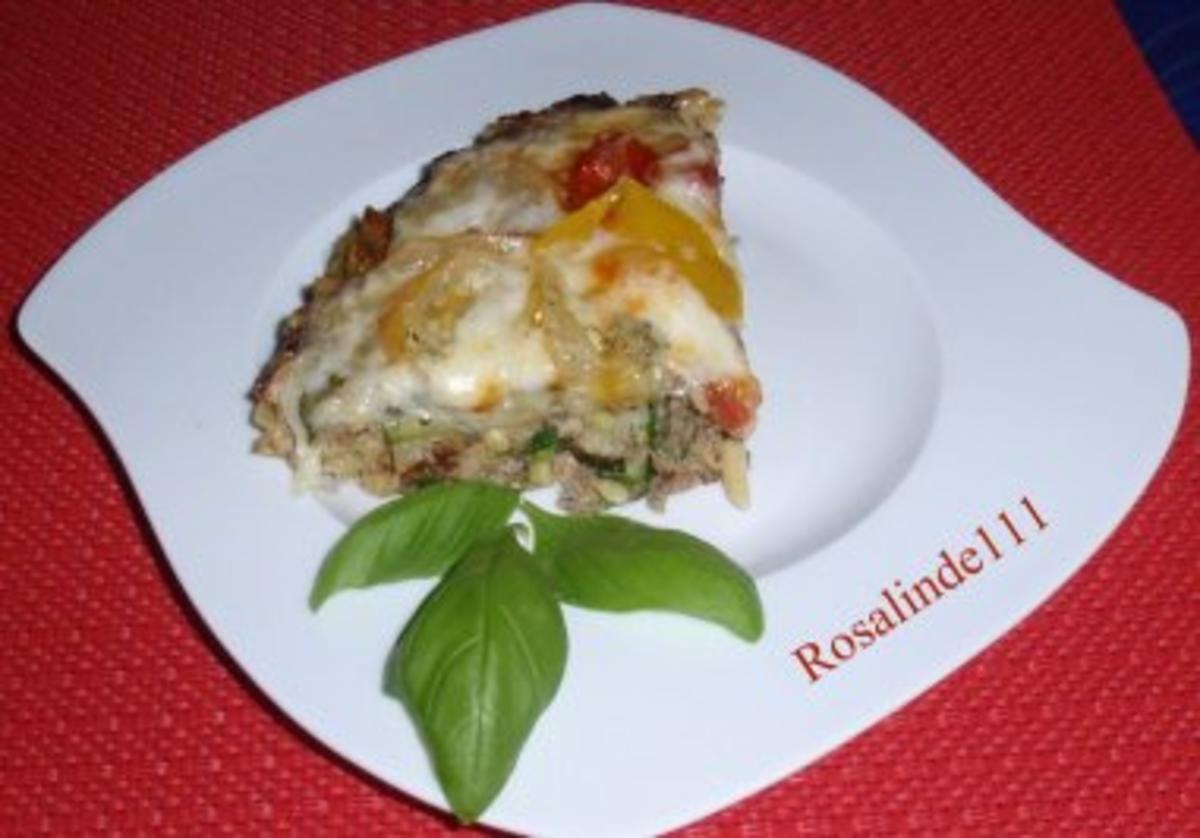 Bilder für Hackfleich-Nudel-Zucchini-Pizza a la Linda - Rezept