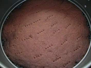 Rezept: Schwarzwälder Kirschtorte Bild Nr. 3 Schwarzwälder Kirschtorte - Rezept - Bild Nr. 3